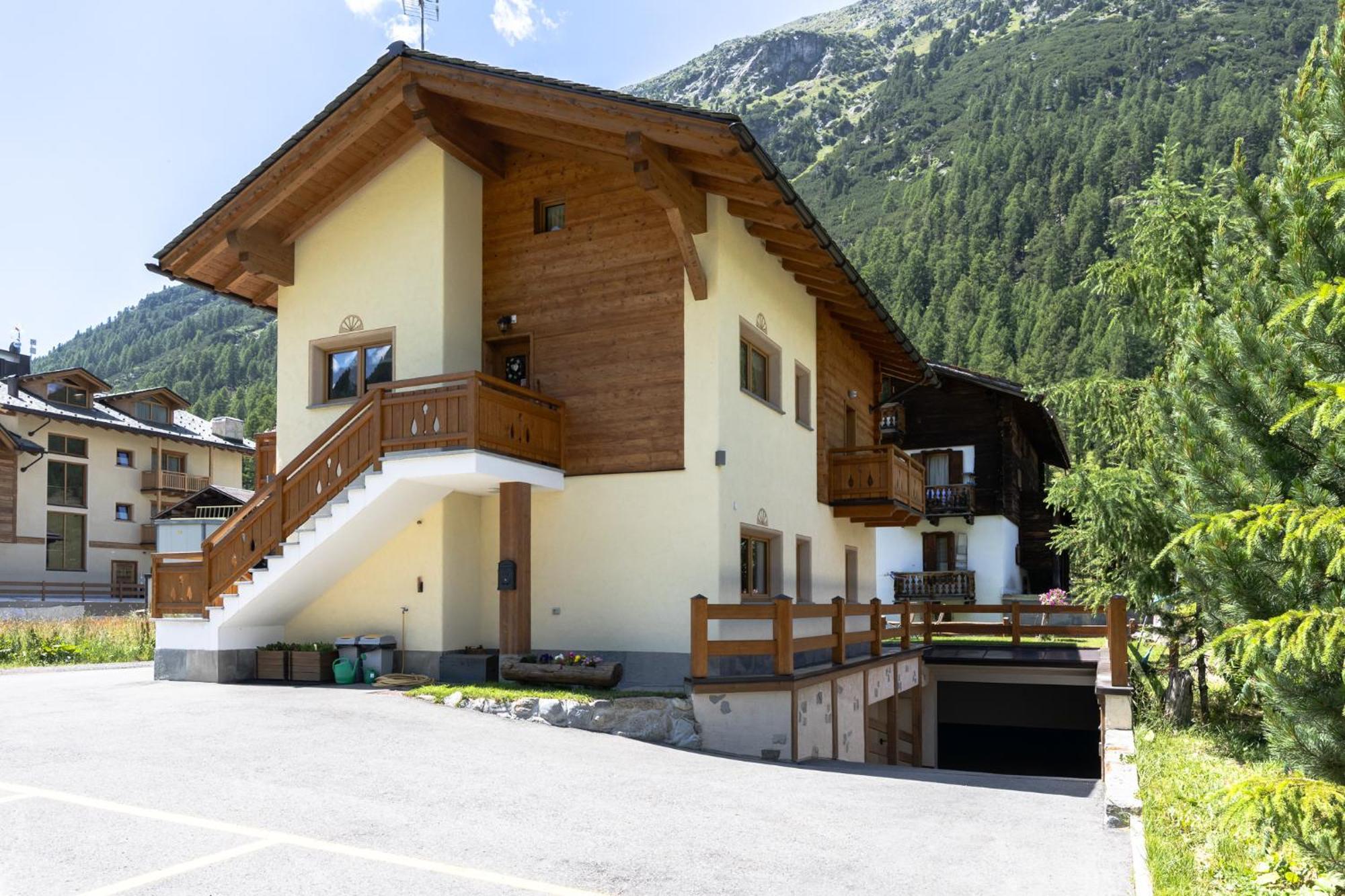 Chalet Sunshine Livigno Exterior photo