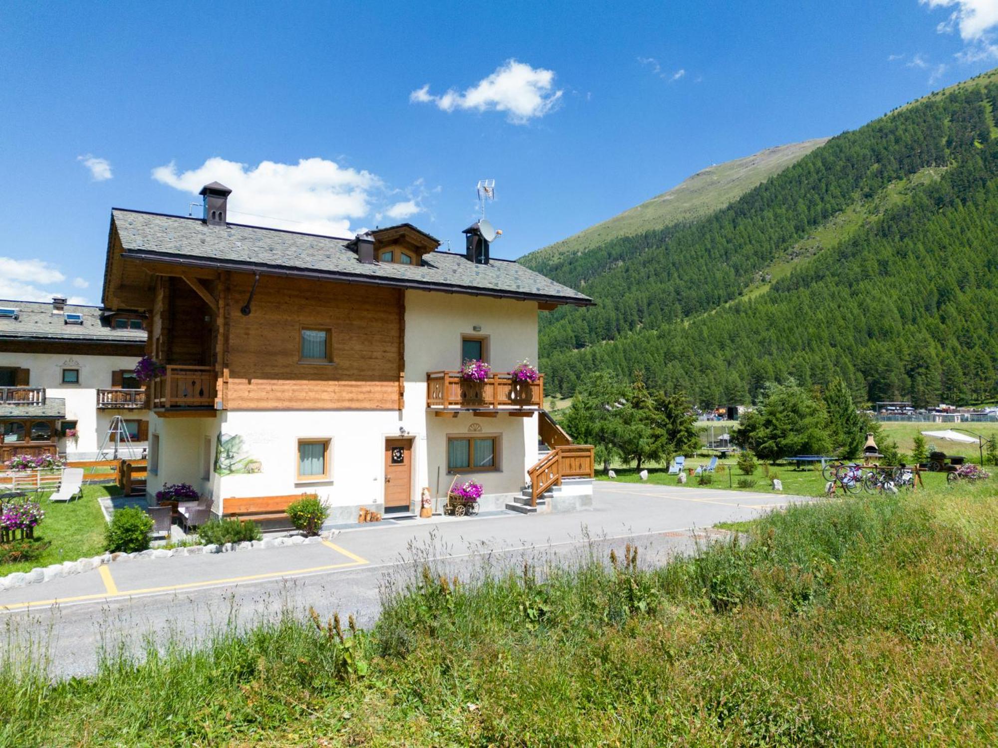 Chalet Sunshine Livigno Exterior photo
